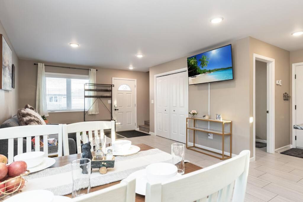 Вилла Birch Hill Retreat Great Location2+Garage+Aurora Фэрбанкс Экстерьер фото